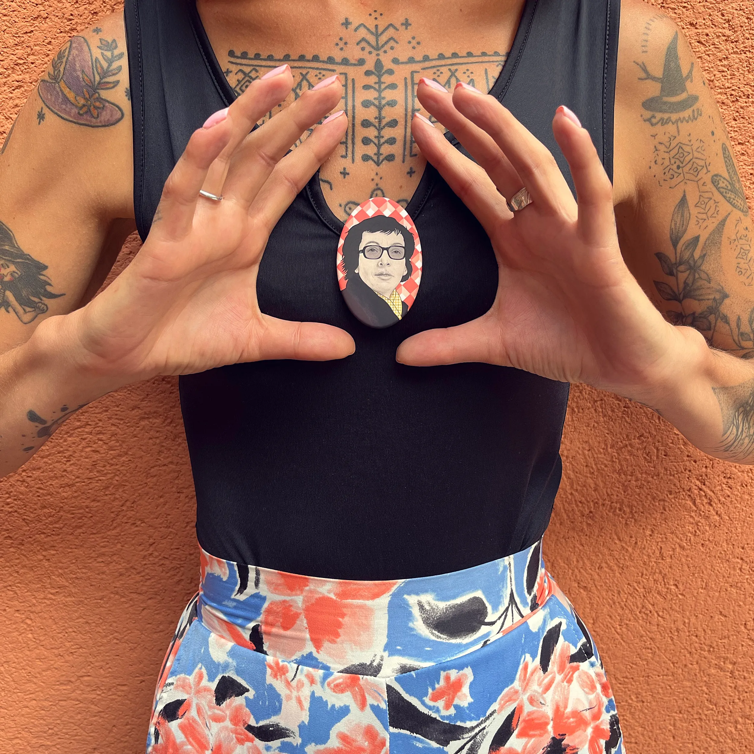 Broche Marguerite Duras